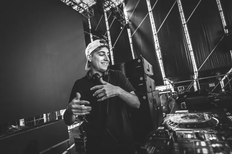 Hugo Valero en directo